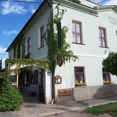 Penzion A Restaurace U Hajku Nové Dvory エクステリア 写真